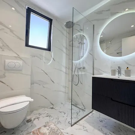 Private Pool 2 Apartman Ksamil